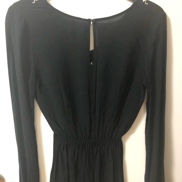 💸⬇️PRICE DROP💸Abercrombie Long Sleeves Romper - Picture 3 of 6